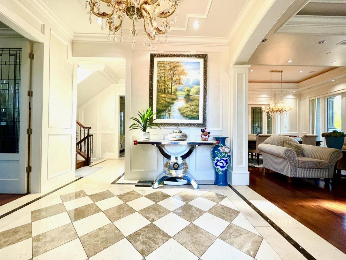 Vancouver Luxury Guesthouse Екстер'єр фото