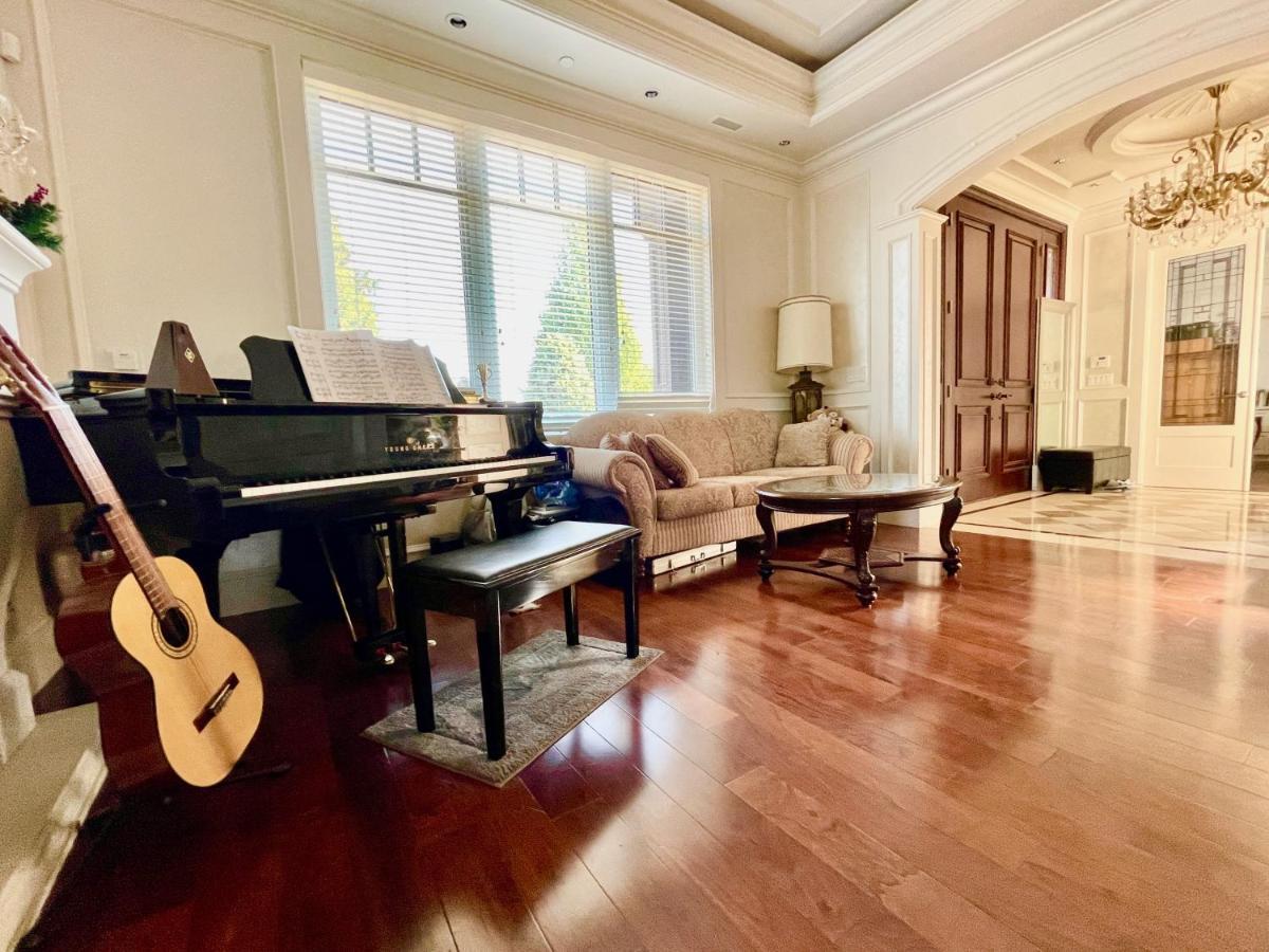 Vancouver Luxury Guesthouse Екстер'єр фото
