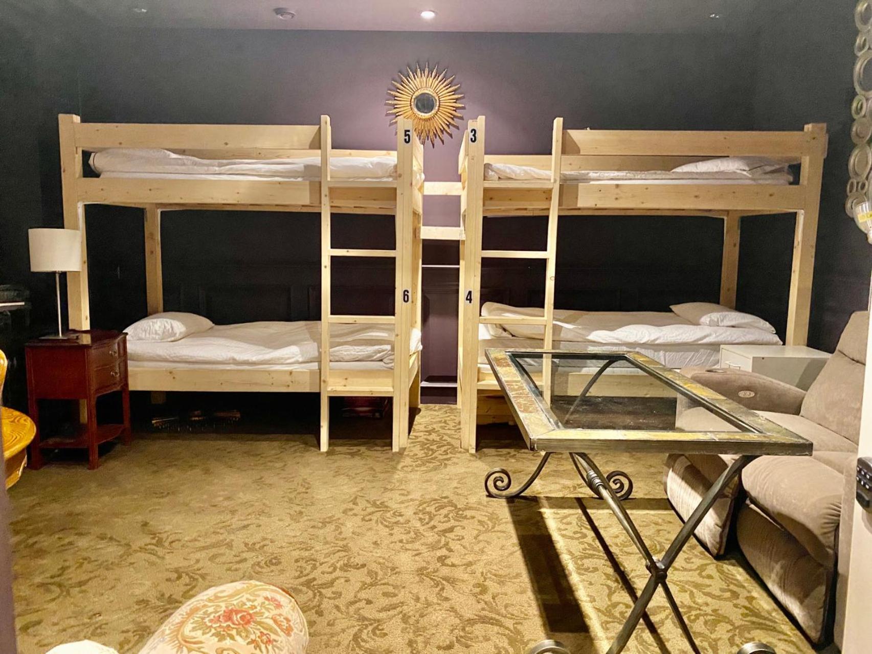 Vancouver Luxury Guesthouse Екстер'єр фото